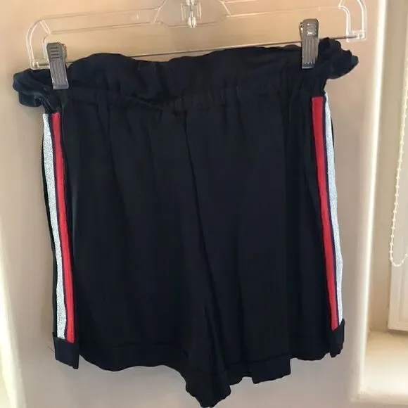 Zara women’s short   - Picture 3 of 4